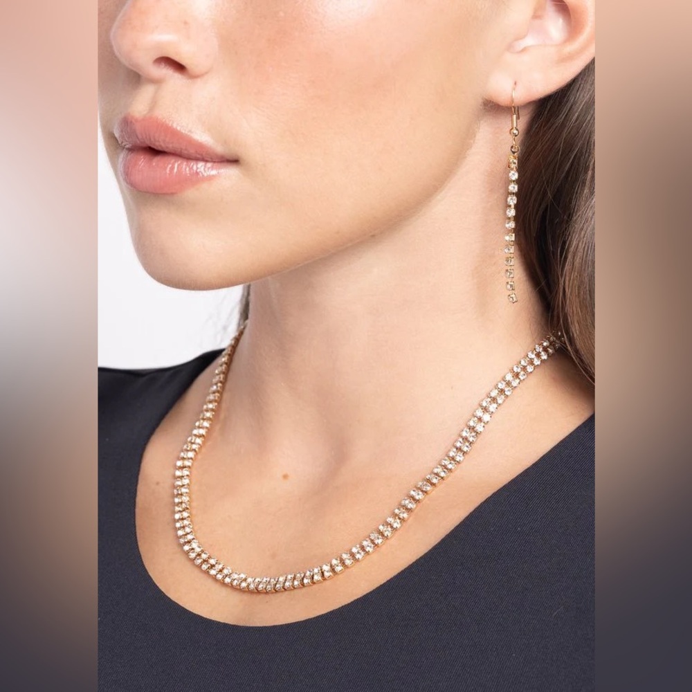Paparazzi Gold Necklace with Rhinestones